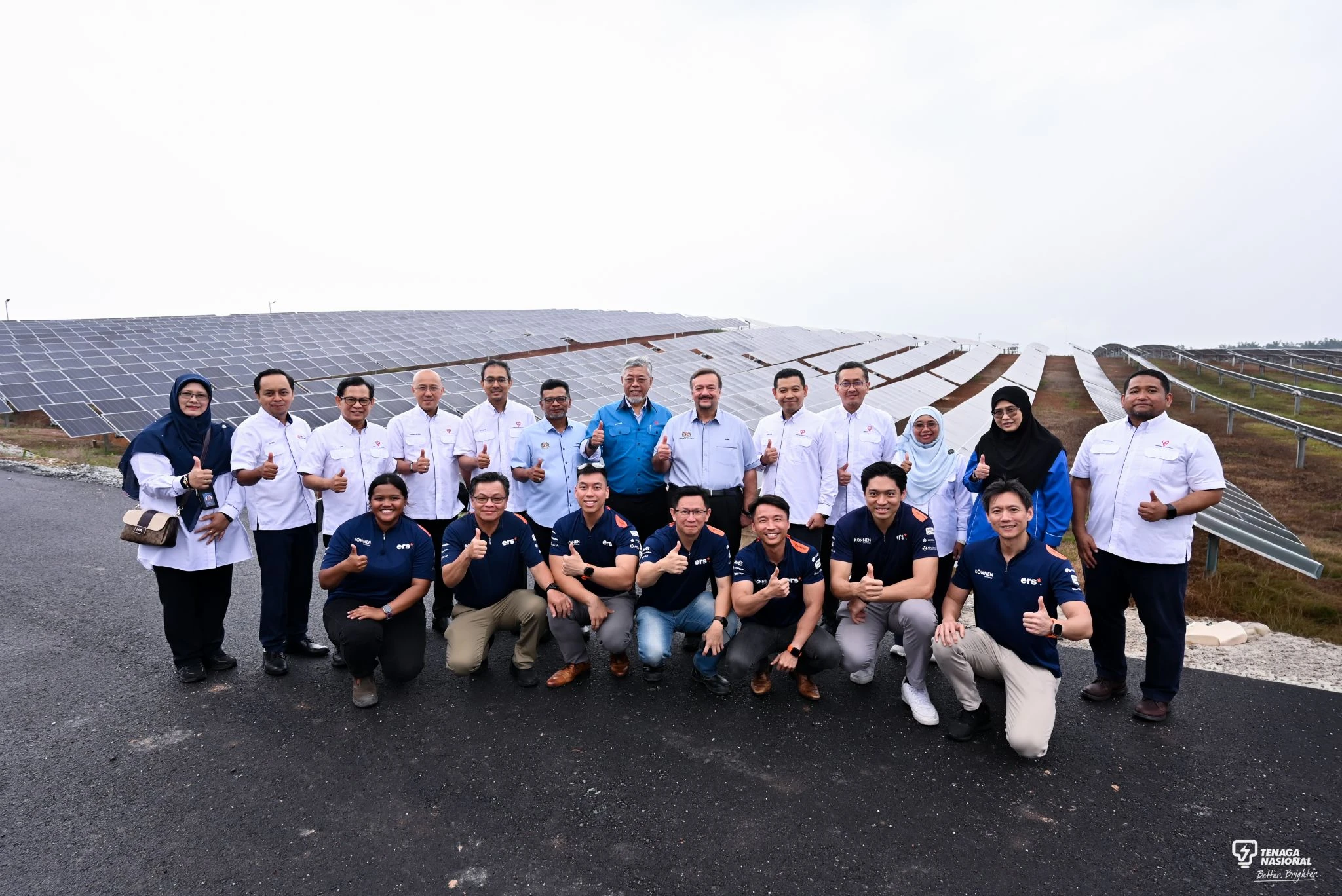 What is a single-axis tracker solar farm? The 45 MWp Bukit Sidim example